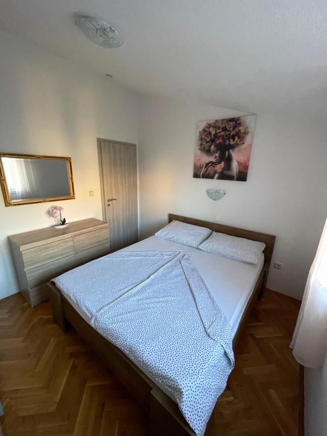 Orangerie Apartment