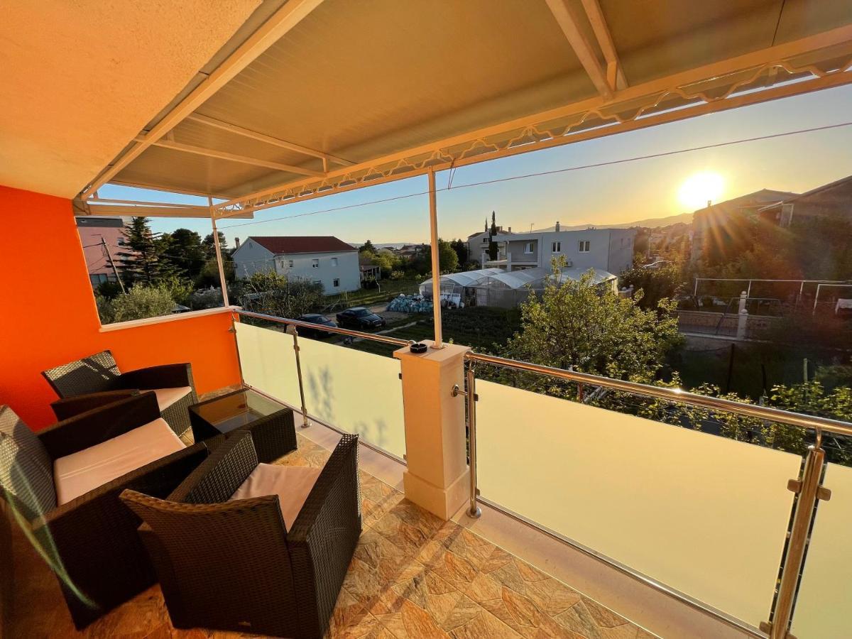 Apartment Orangerie